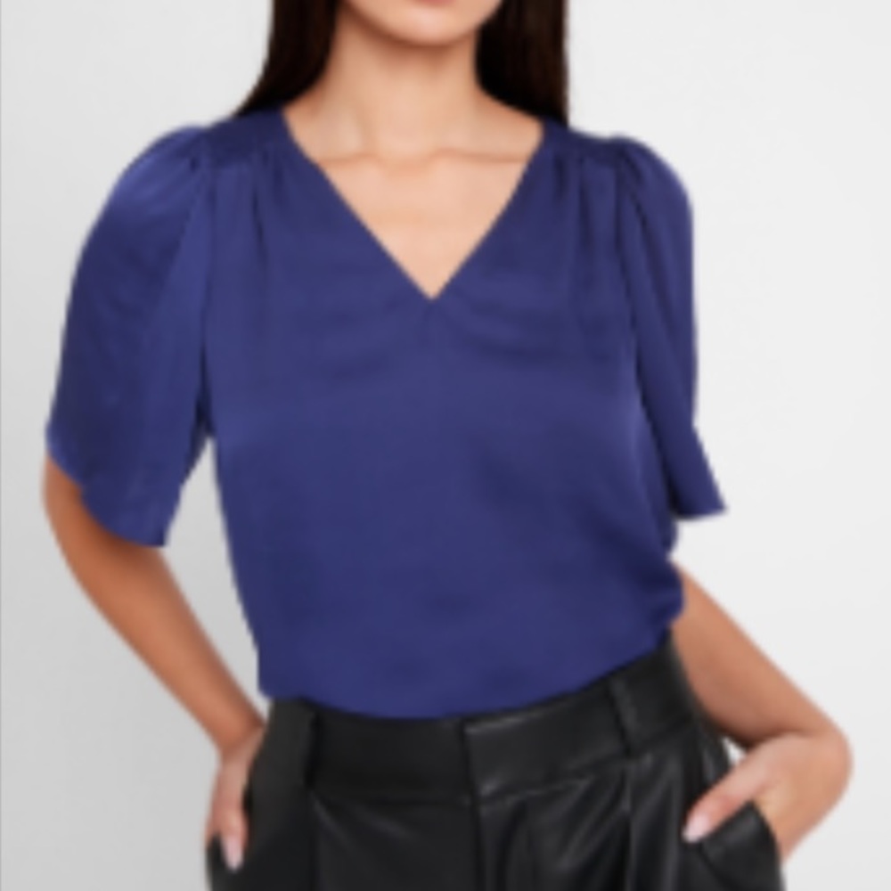 Banana Republic Women’s Satin Flutter Sleeve Top in Blue